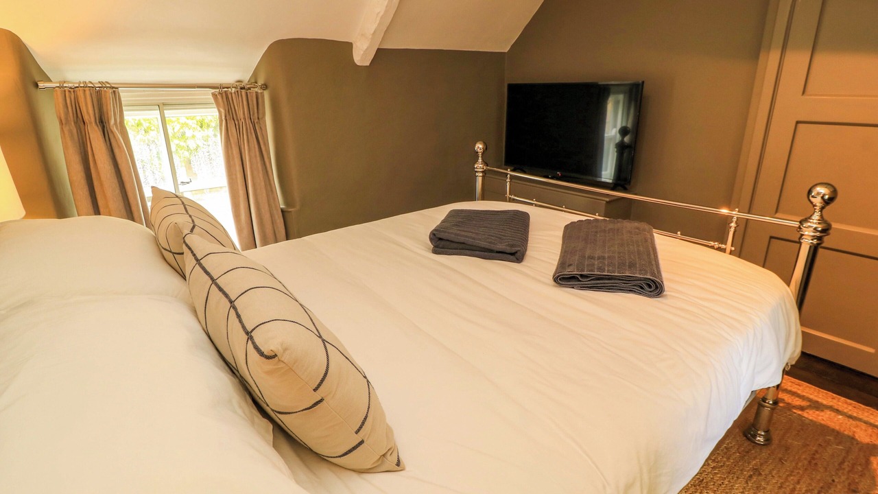 Photo of Bedroom in Charlbury