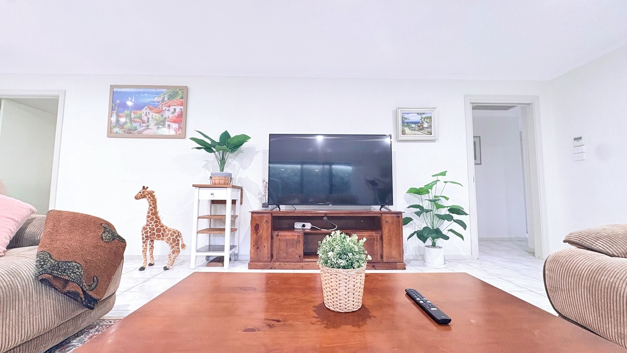 Photo of Livingroom in Gungahlin