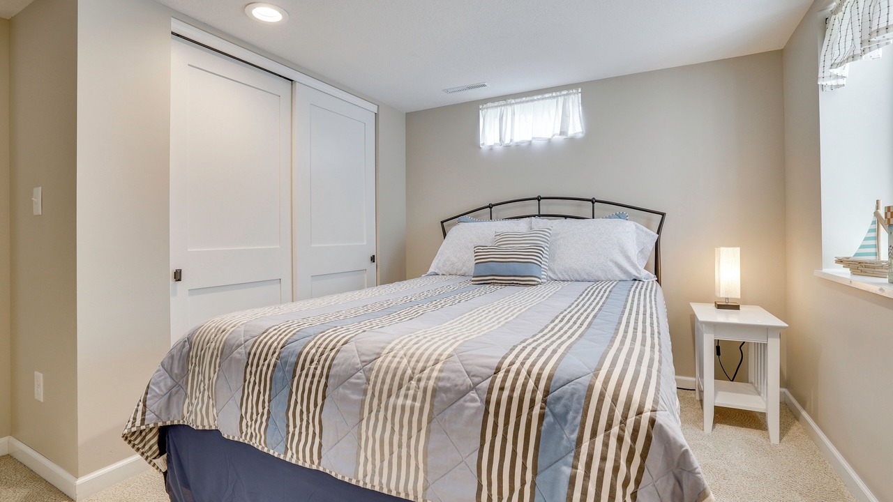 Photo of Bedroom in Lake City