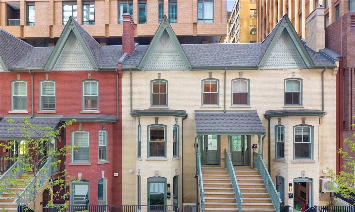 Photo of Others in Toronto Entertainment District