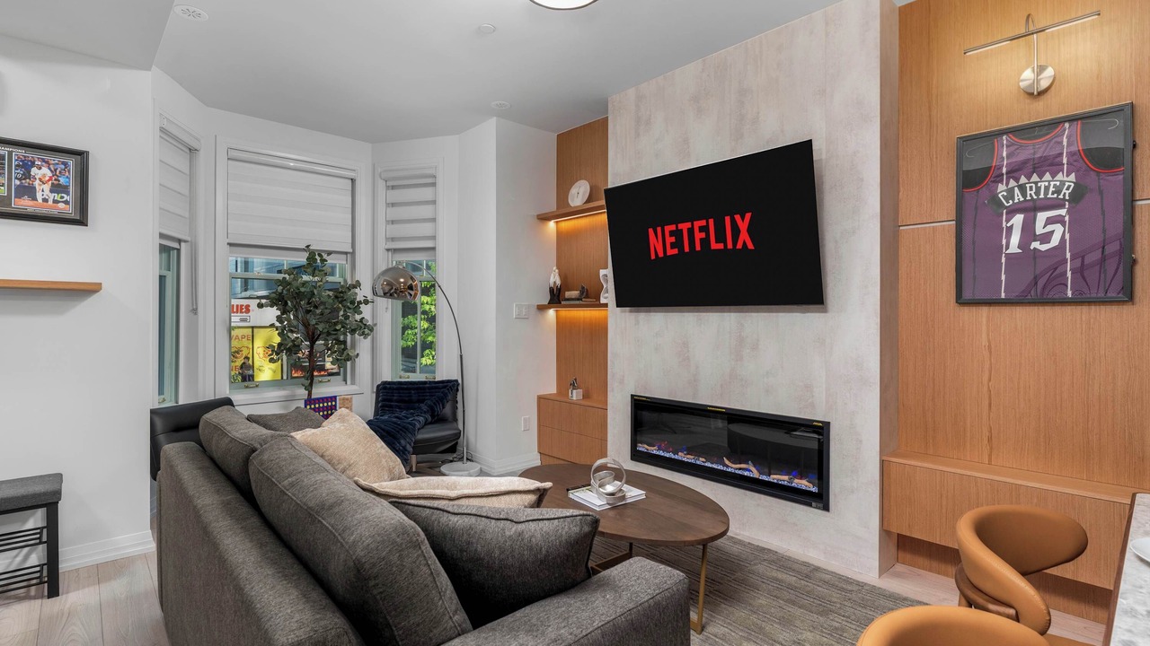 Photo of Livingroom in Toronto Entertainment District