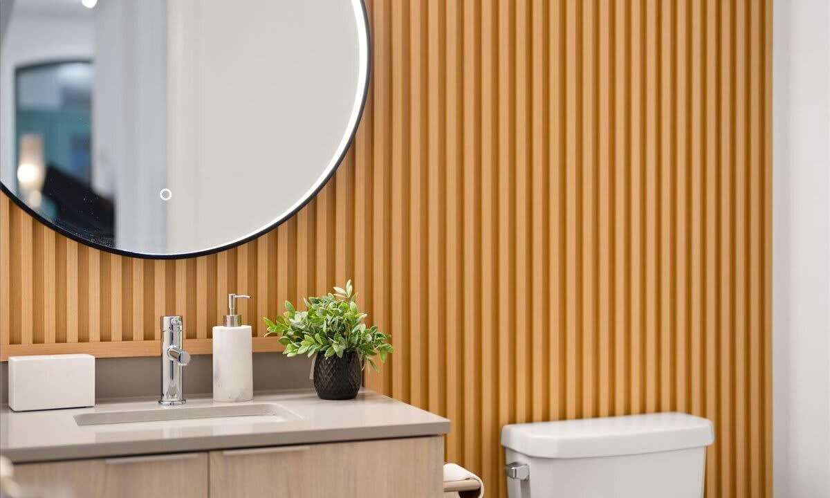 Photo of Bathroom in Toronto Entertainment District