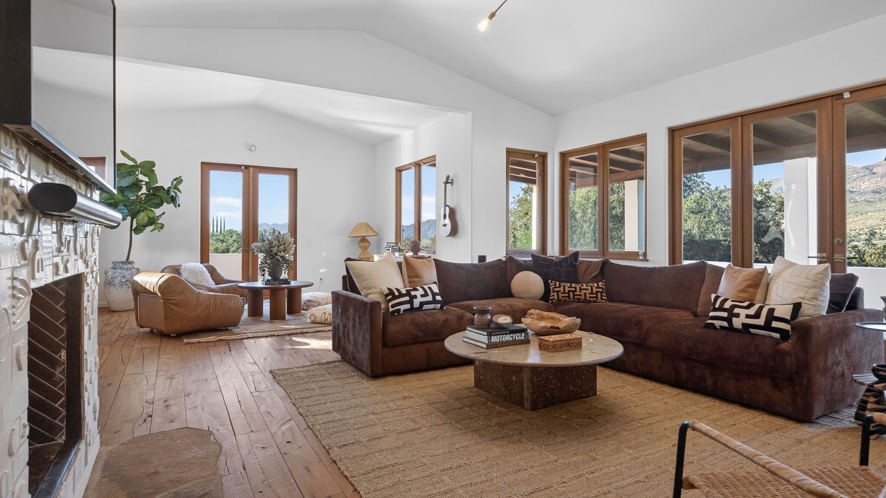 Photo of Livingroom in Ventura County