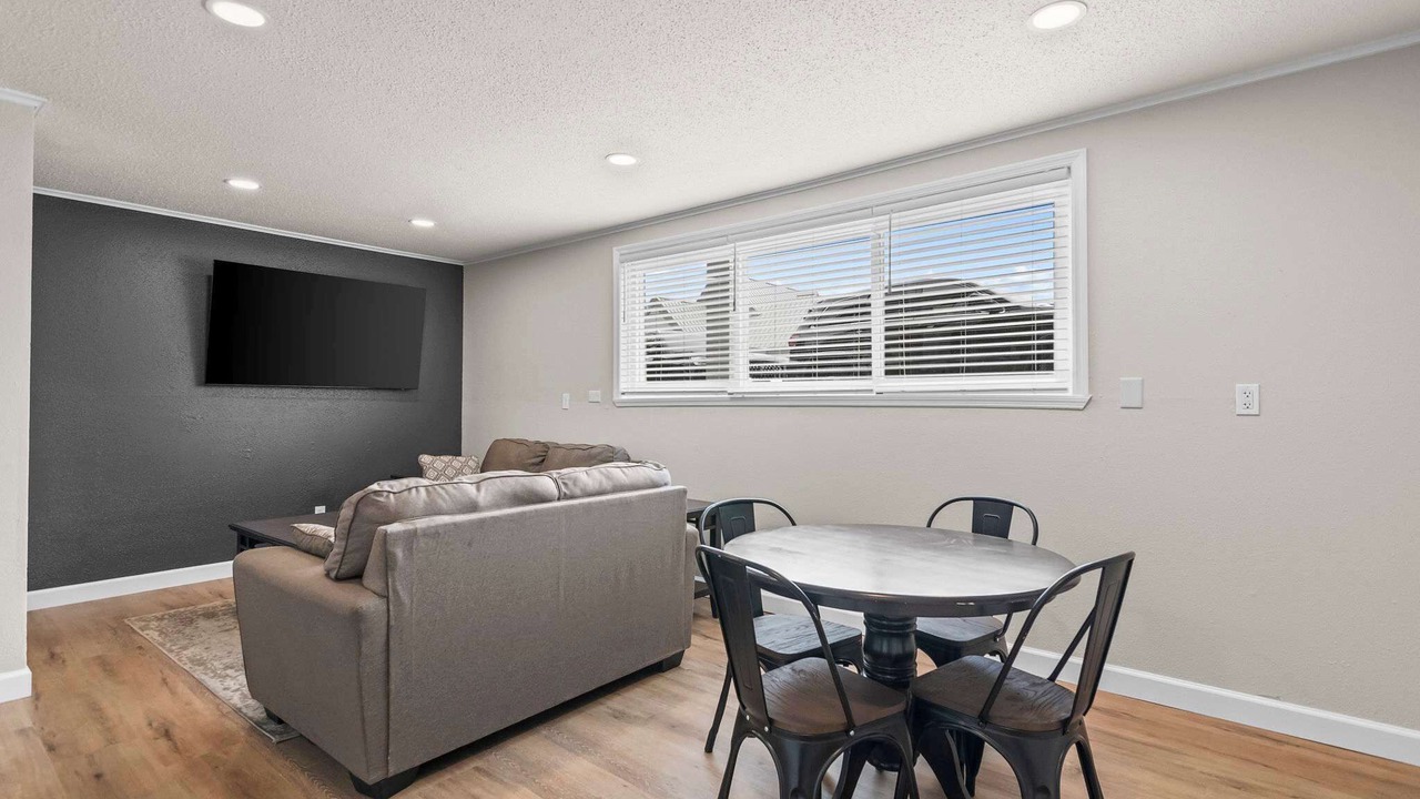 Photo of Livingroom in Springfield