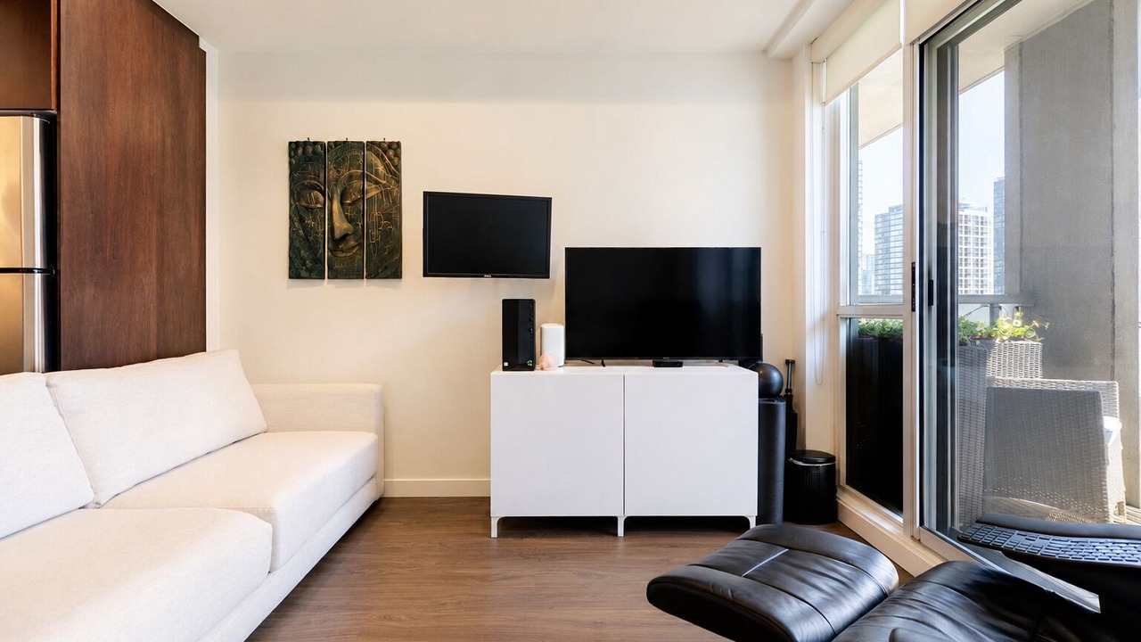 Photo of Livingroom in King West Village