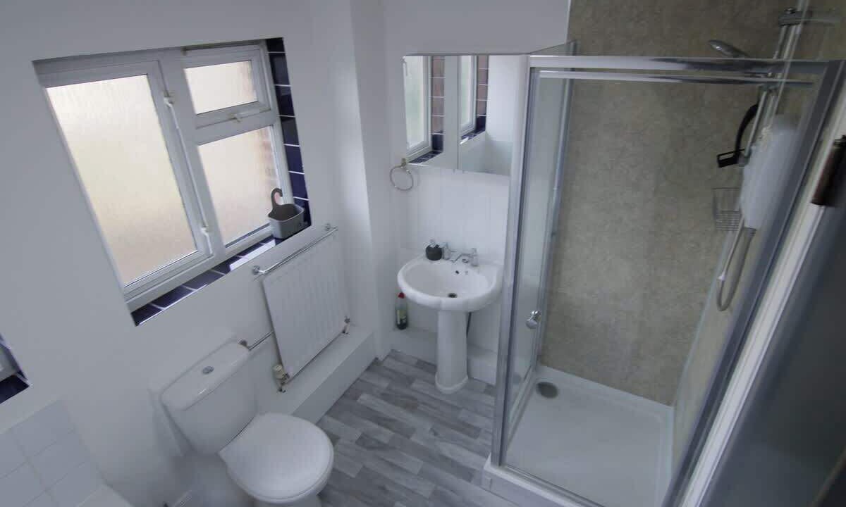 Photo of Bathroom in Leamington Spa