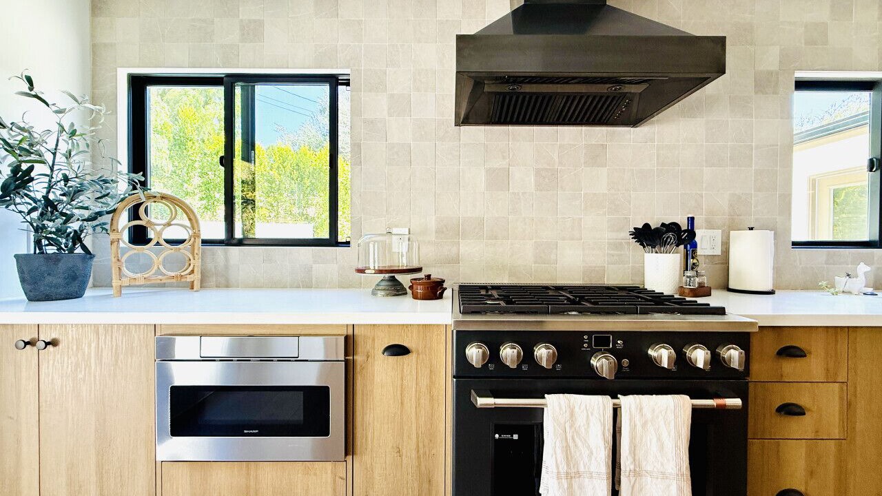 Photo of Kitchen in Meiners Oaks