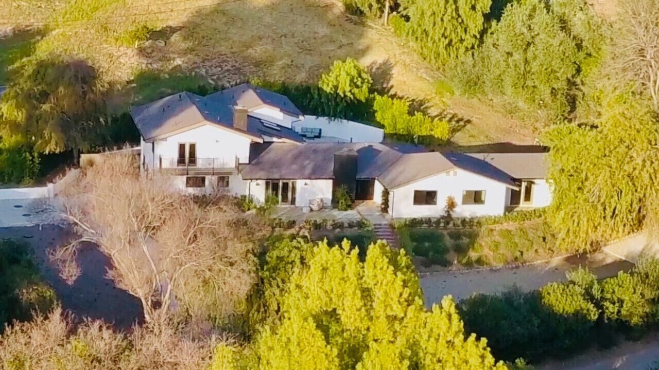 Photo of Outdoor in Meiners Oaks