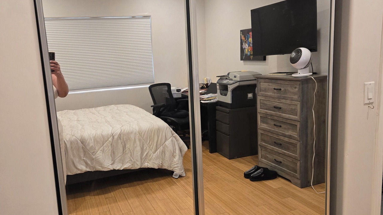Photo of Bedroom in Canoga Park