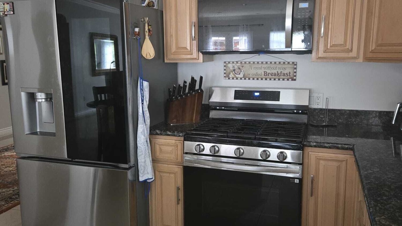 Photo of Kitchen in Canoga Park