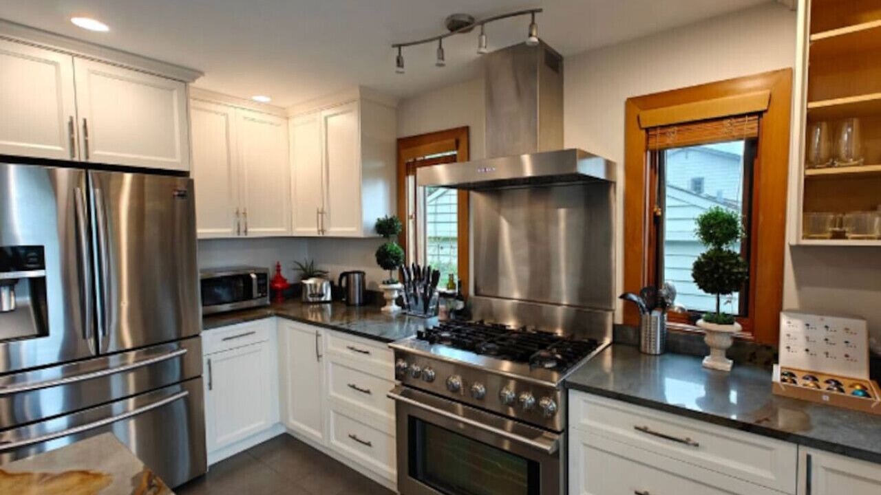 Photo of Kitchen in Dundarave