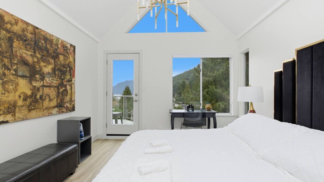 Photo of Bedroom in Horseshoe Bay