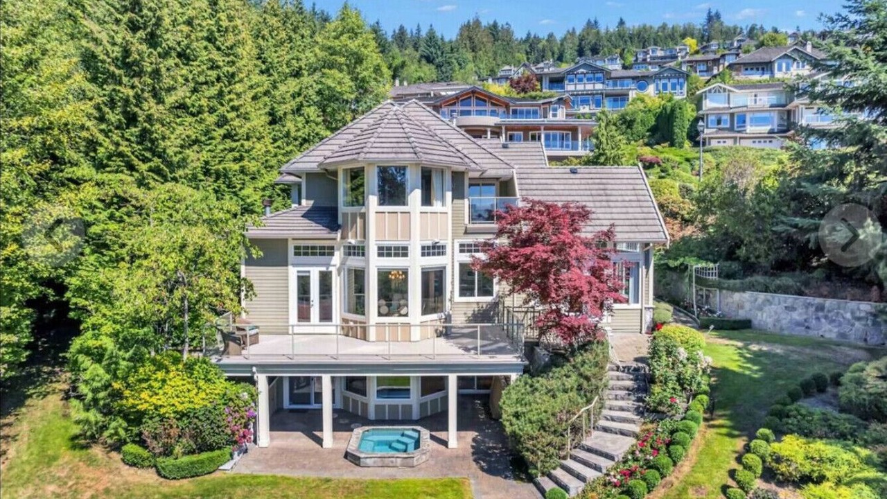 Photo of Outdoor in West Vancouver