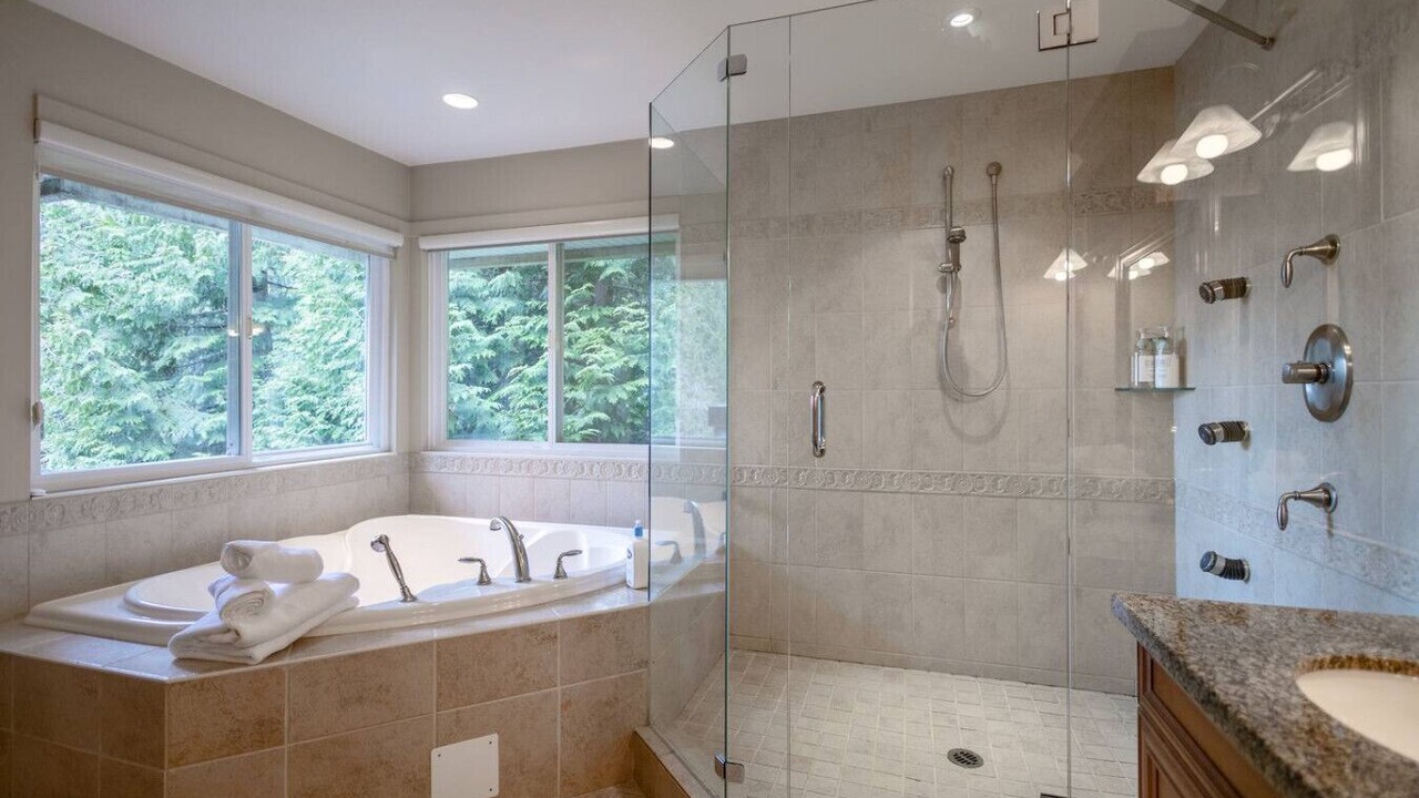 Photo of Bathroom in West Vancouver
