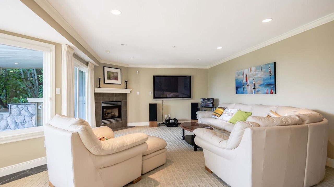 Photo of Livingroom in West Vancouver