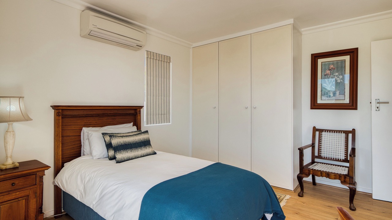 Photo of Bedroom in Strand