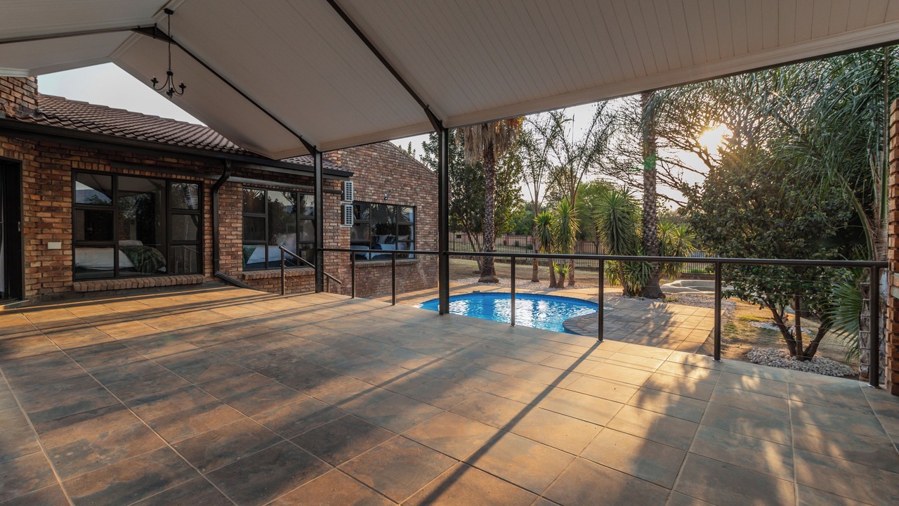 Photo of Patio Balcony in Hartbeespoort