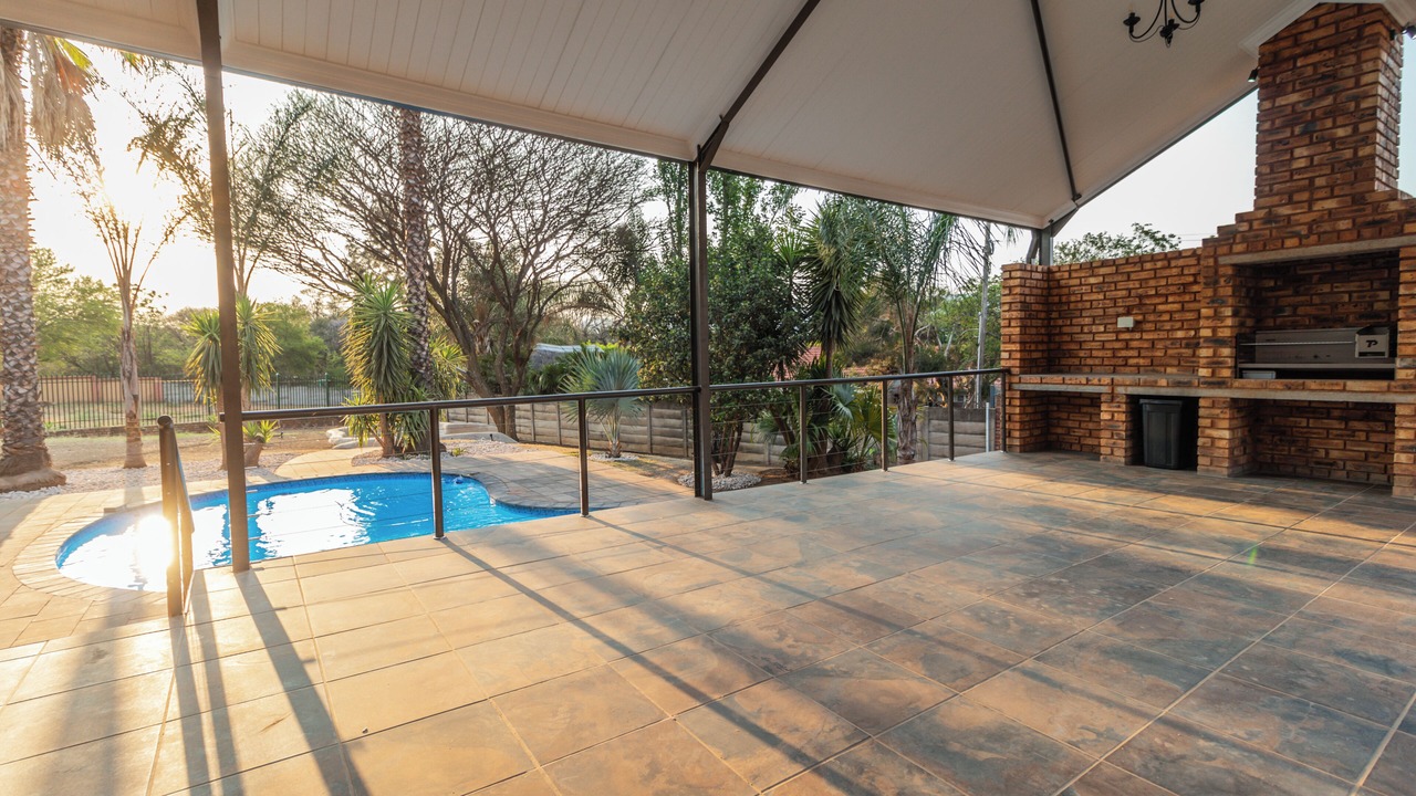 Photo of Patio Balcony in Hartbeespoort