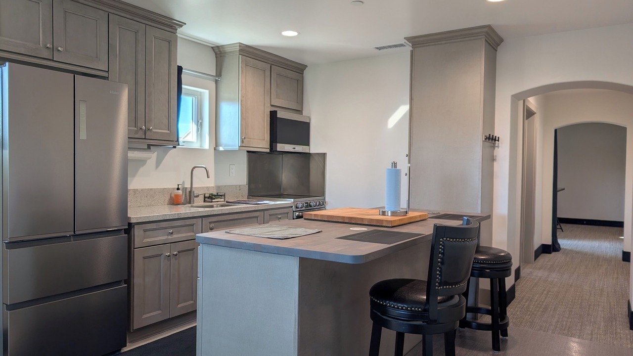 Photo of Kitchen in Canyon Lake