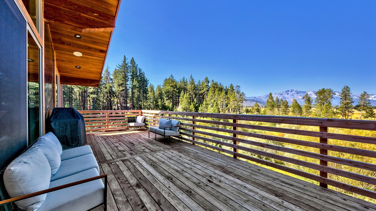 Photo of Patio Balcony in Al Tahoe