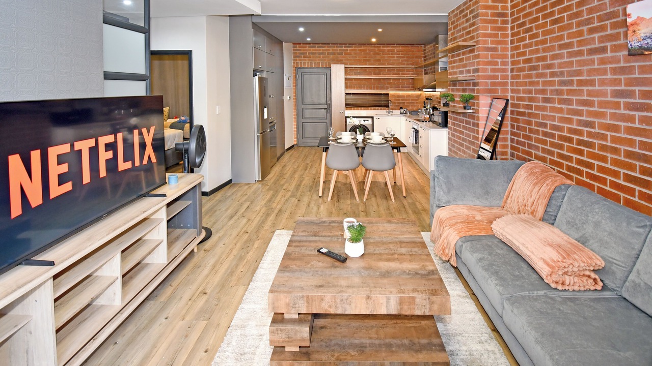 Photo of Livingroom in Greater Johannesburg Metropolitan Area