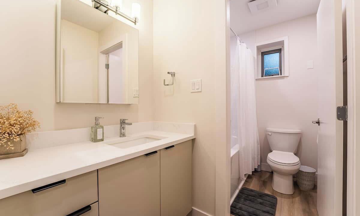 Photo of Bathroom in West Vancouver
