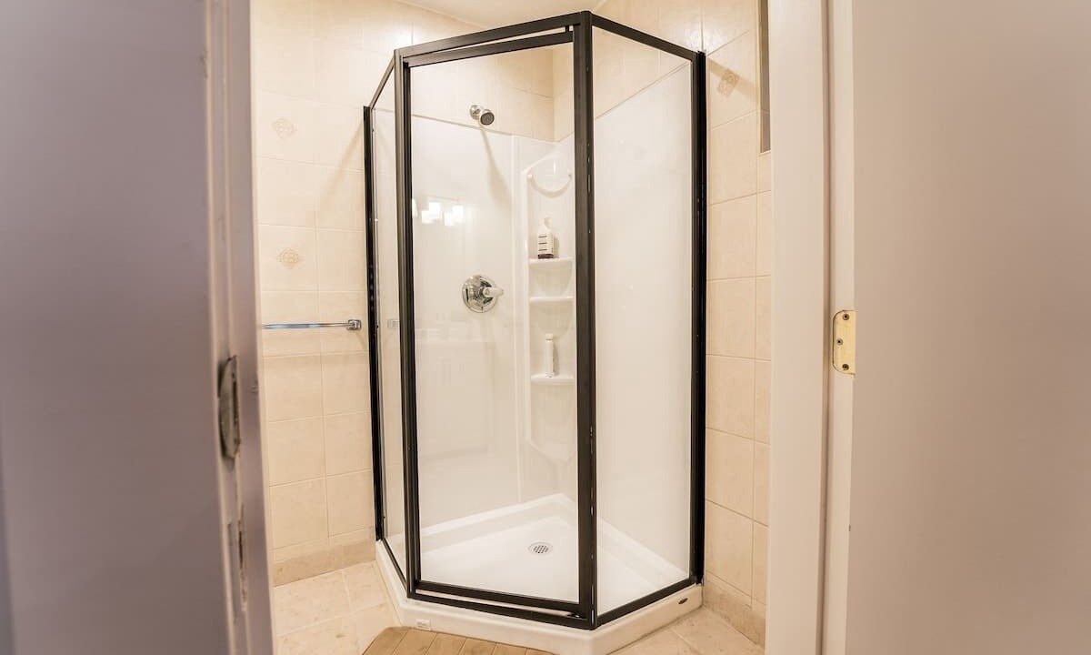 Photo of Bathroom in West Vancouver