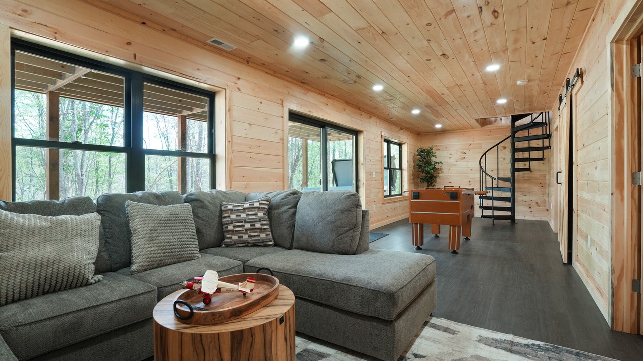Photo of Livingroom in McArthur