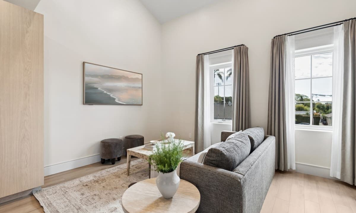 Photo of Livingroom in Oak Park