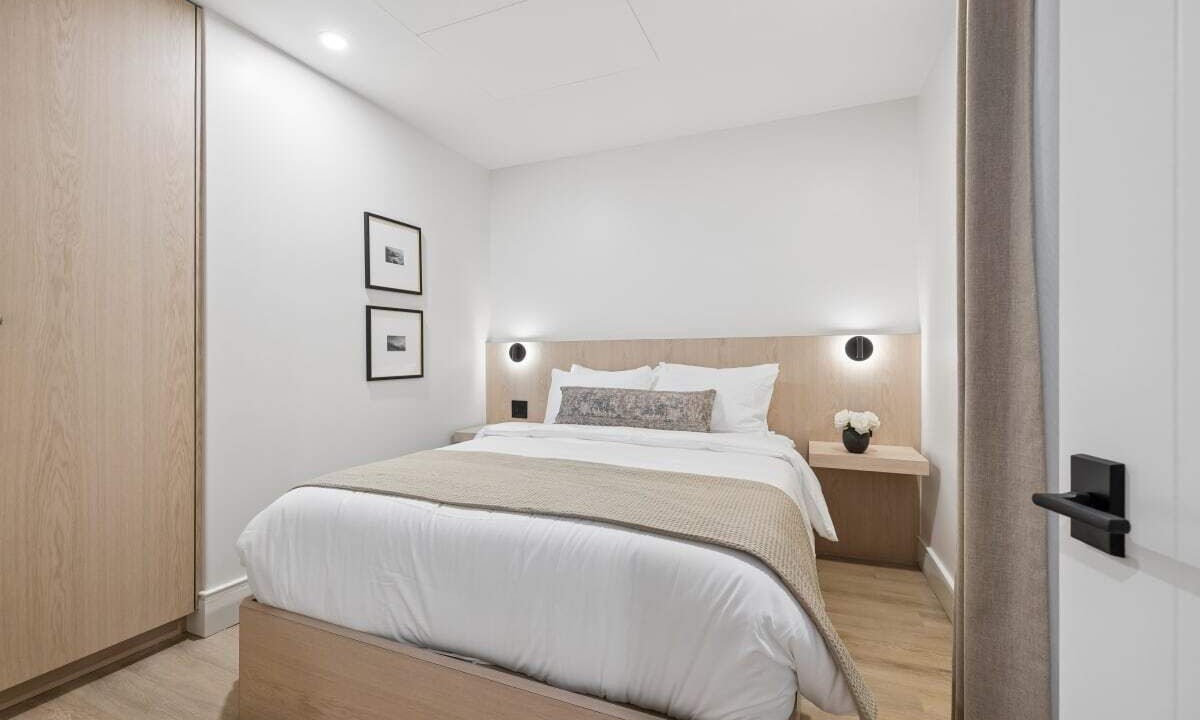 Photo of Bedroom in Oak Park