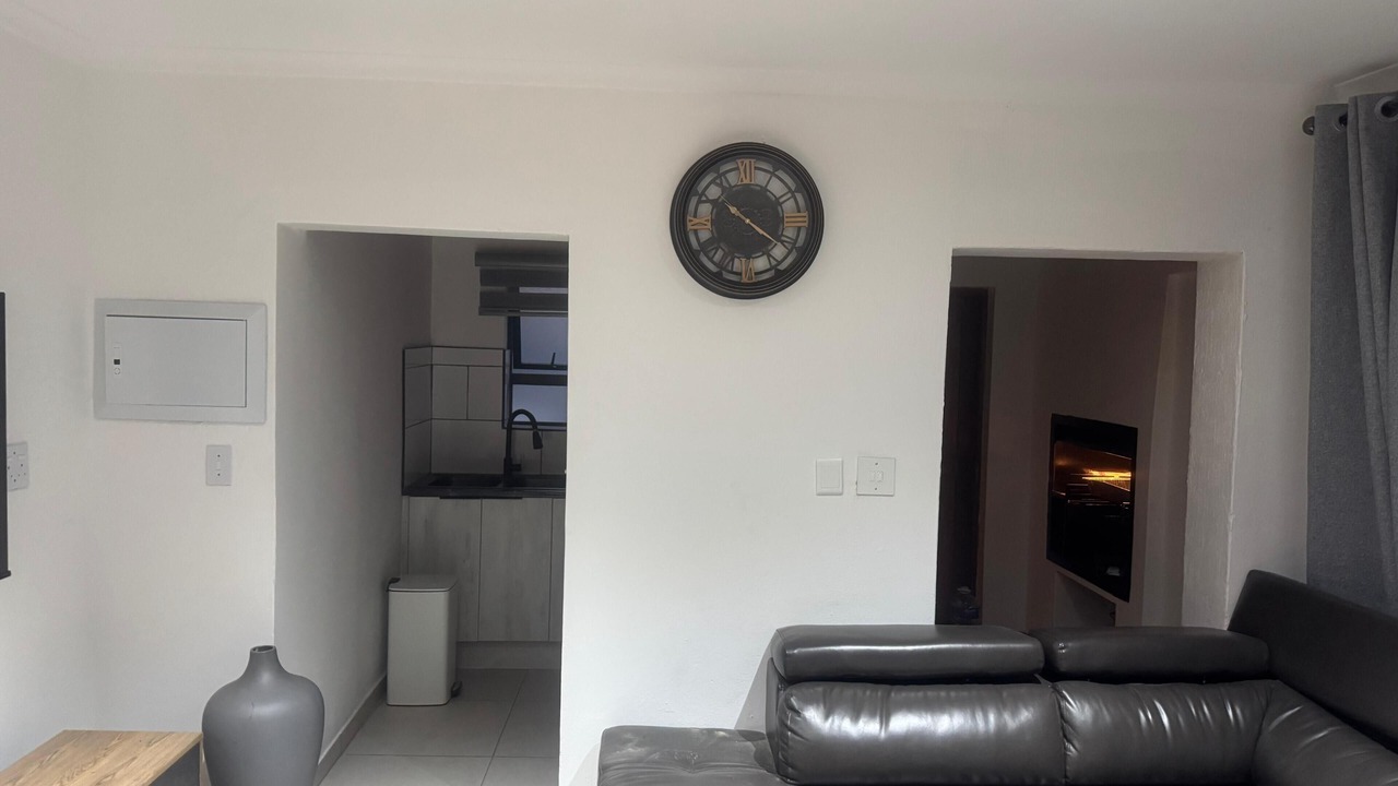 Photo of Livingroom in Greater Johannesburg Metropolitan Area