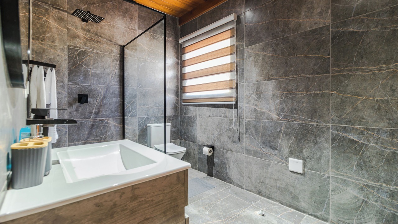 Photo of Bathroom in Greater Johannesburg Metropolitan Area