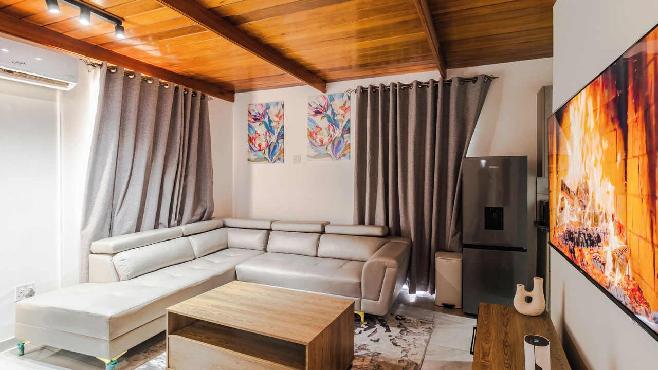 Photo of Livingroom in Greater Johannesburg Metropolitan Area