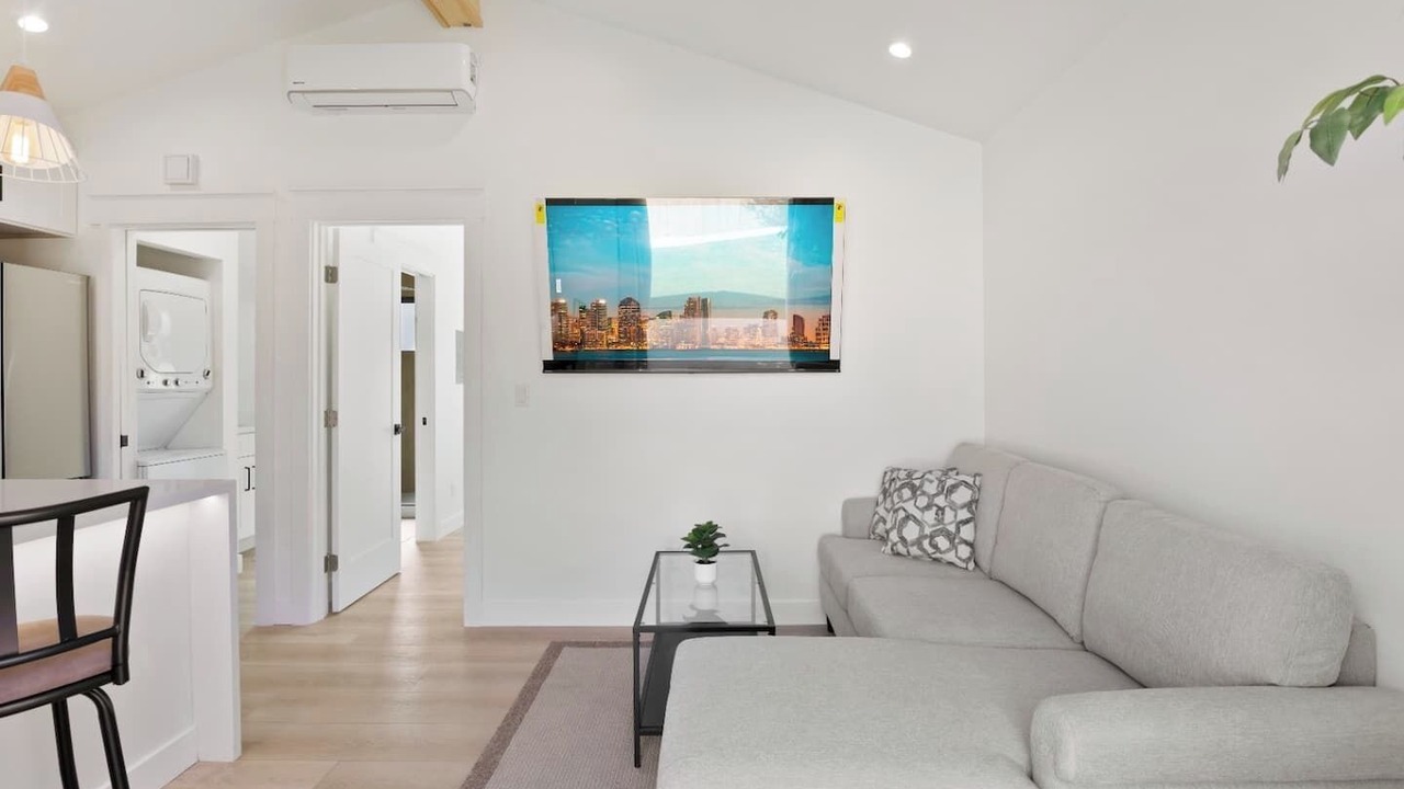 Photo of Livingroom in Lincoln Acres