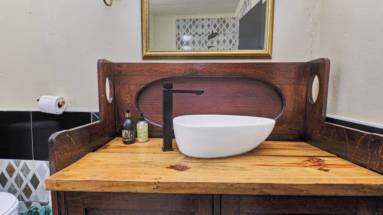 Photo of Bathroom in Greater Johannesburg Metropolitan Area