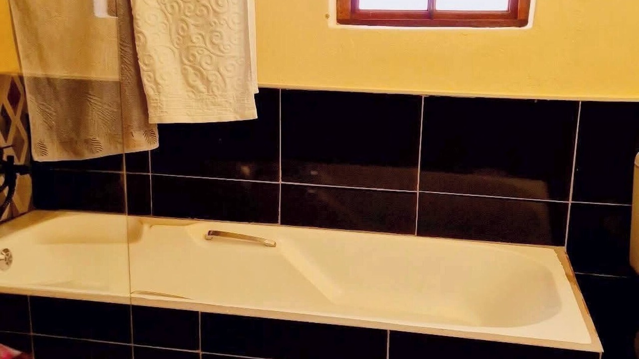 Photo of Bathroom in Greater Johannesburg Metropolitan Area