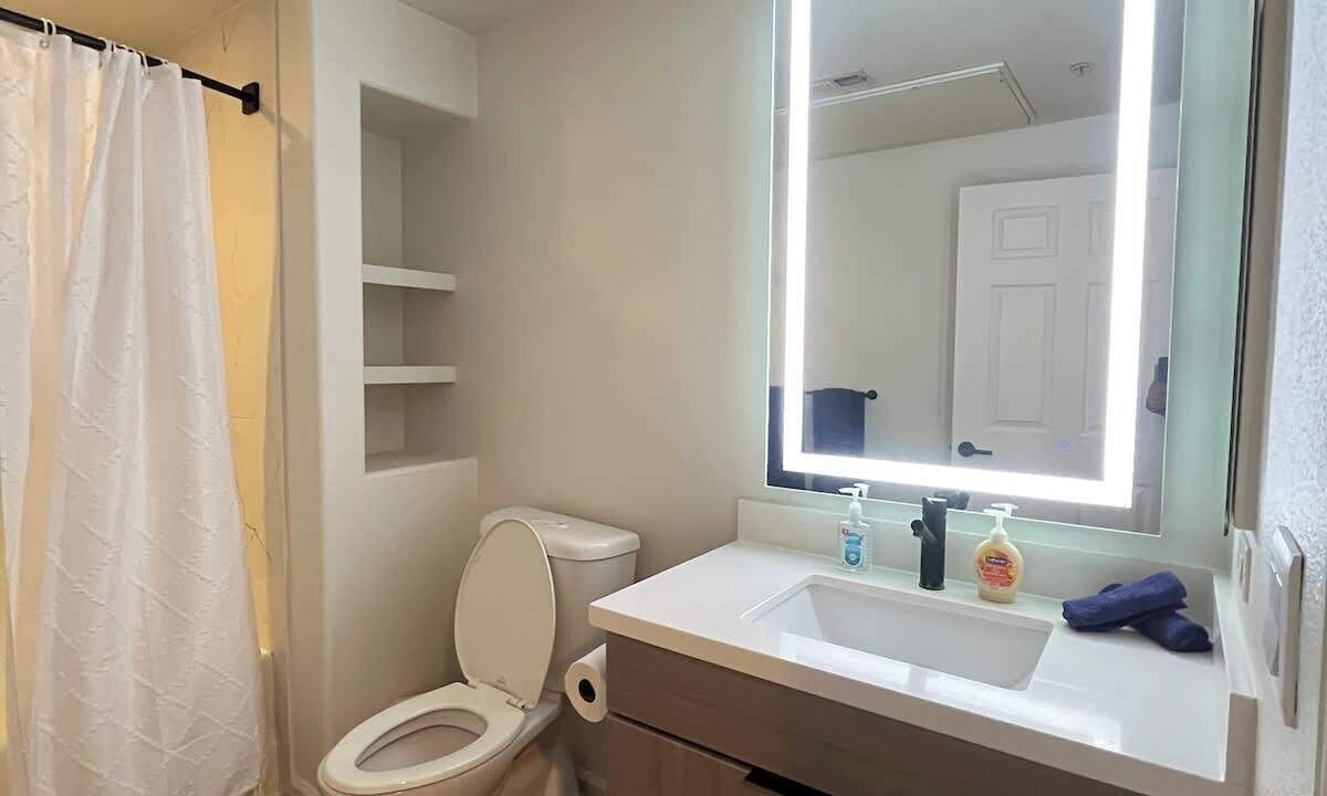 Photo of Bathroom in Mission Valley West