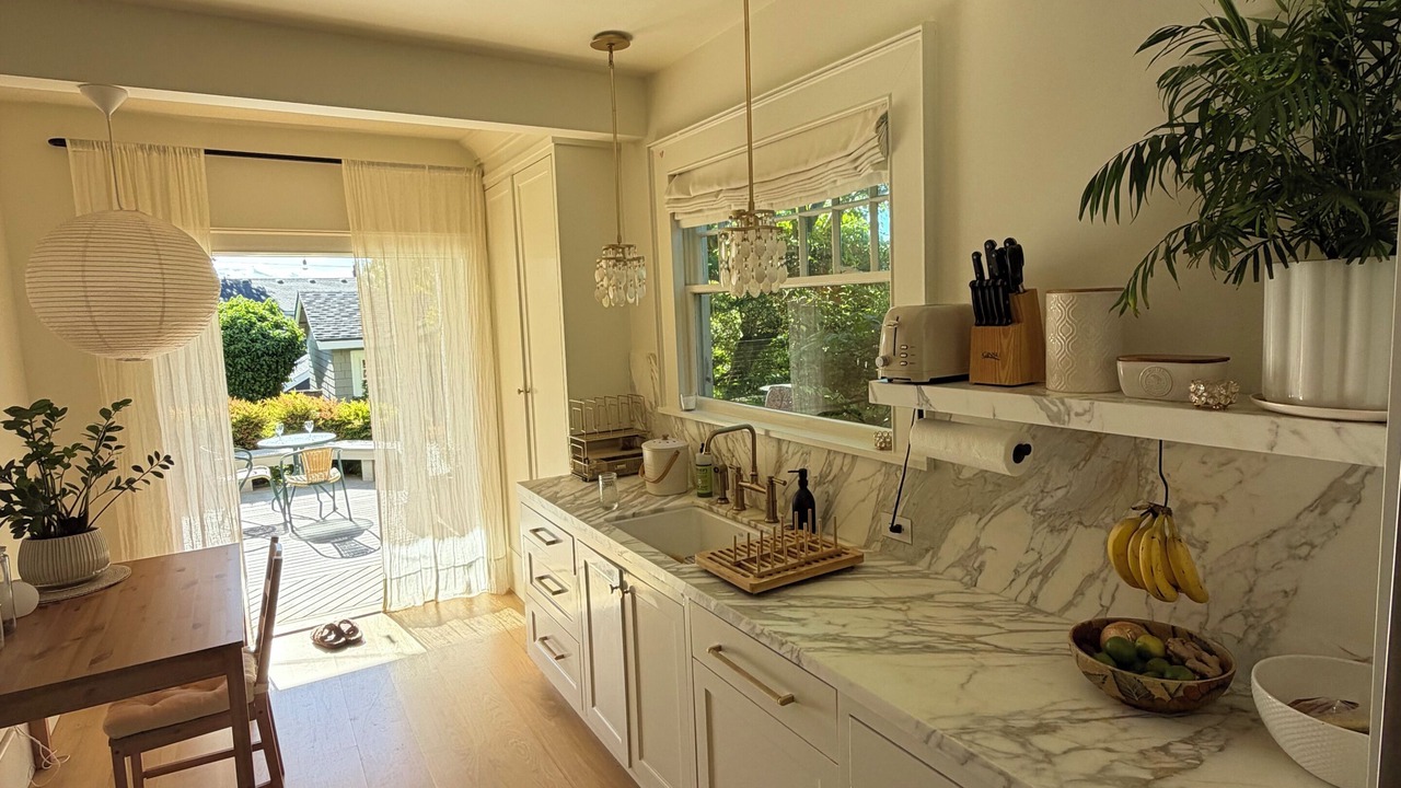 Photo of Kitchen in North Admiral