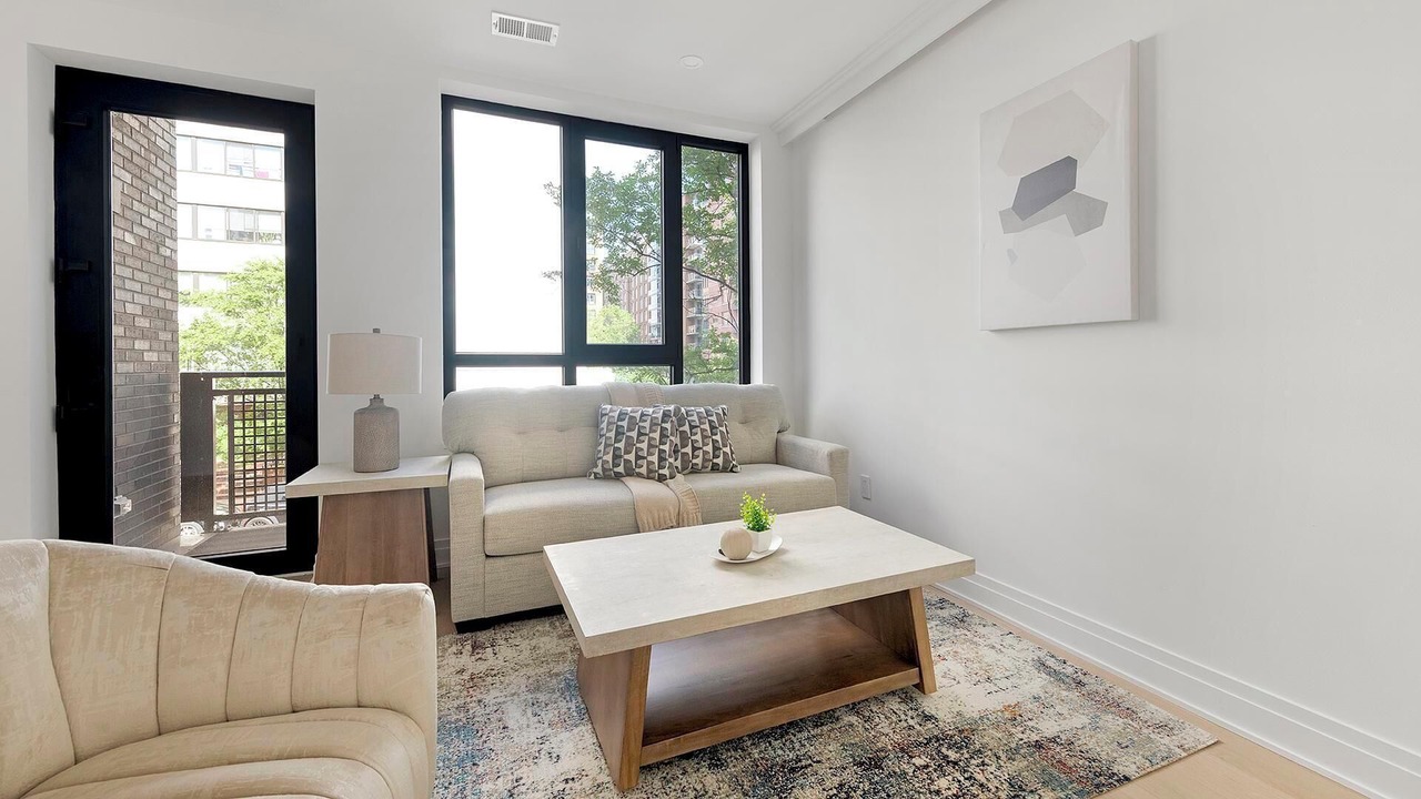 Photo of Livingroom in Mount Vernon Square