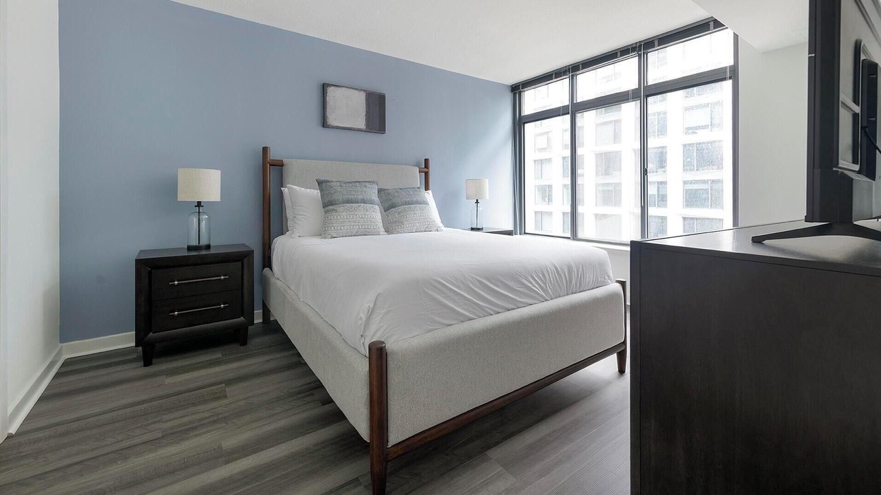 Photo of Bedroom in Navy Yard