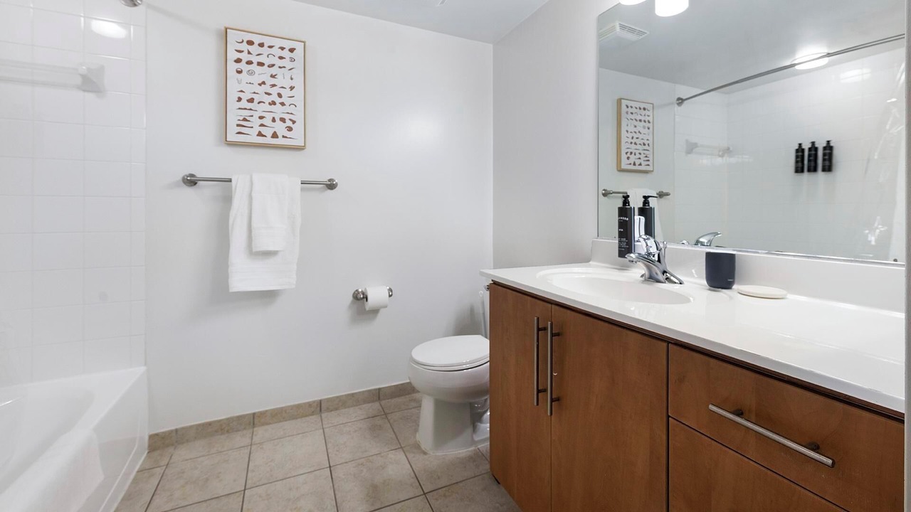 Photo of Bathroom in Navy Yard