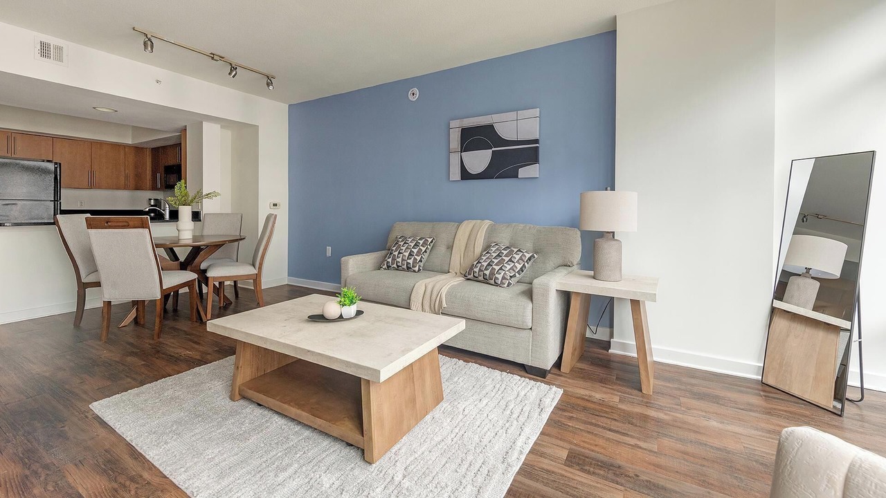 Photo of Livingroom in Navy Yard