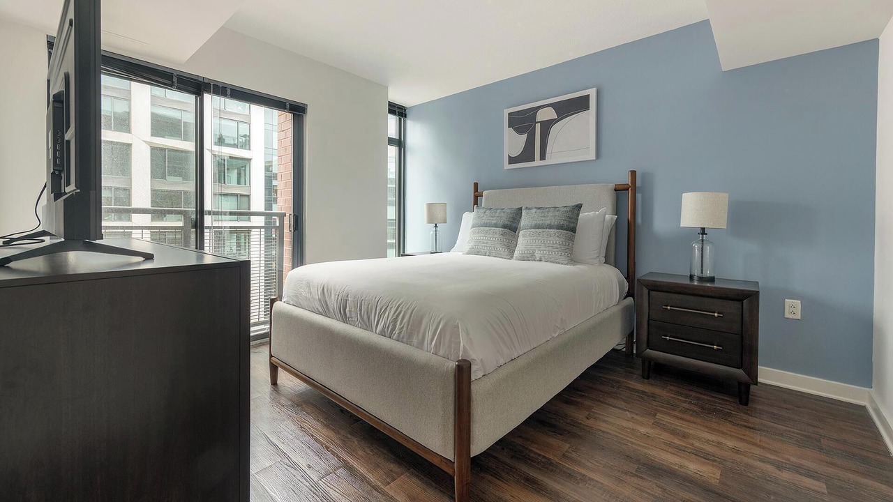 Photo of Bedroom in Navy Yard
