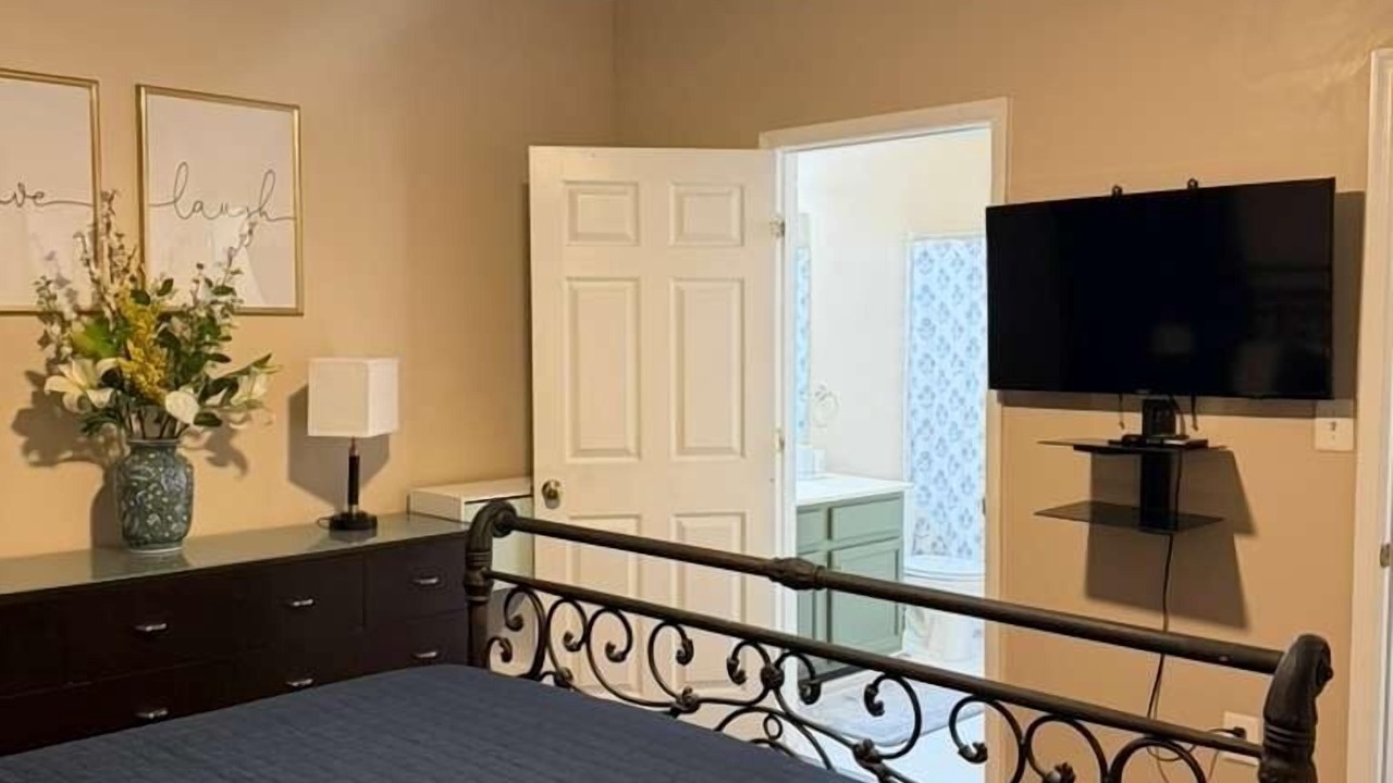 Photo of Bedroom in Russett