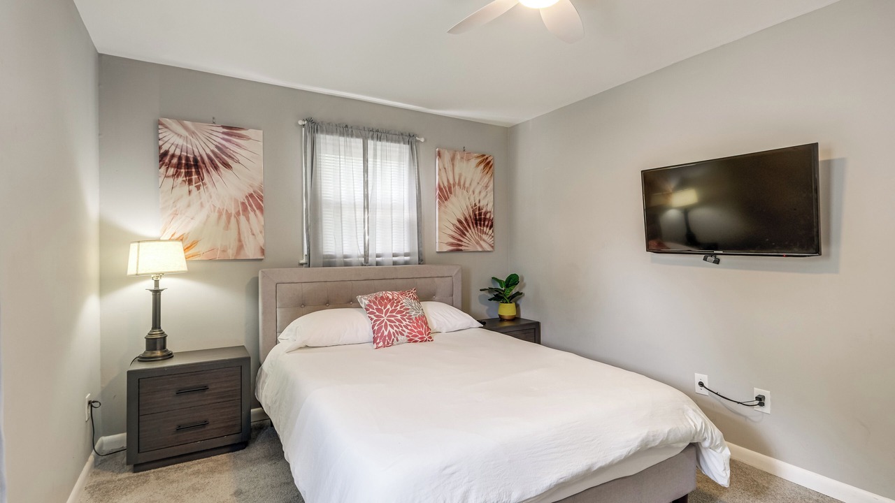 Photo of Bedroom in District Heights