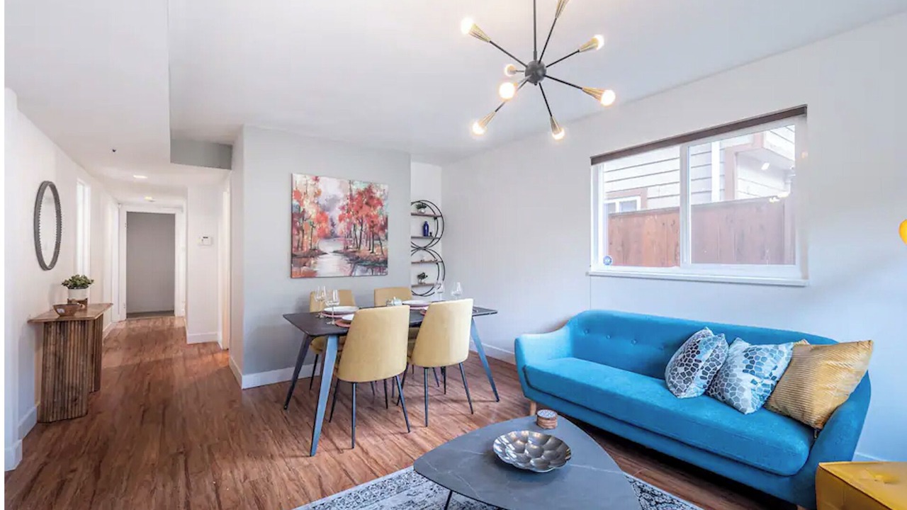 Photo of Livingroom in Pemberton Heights