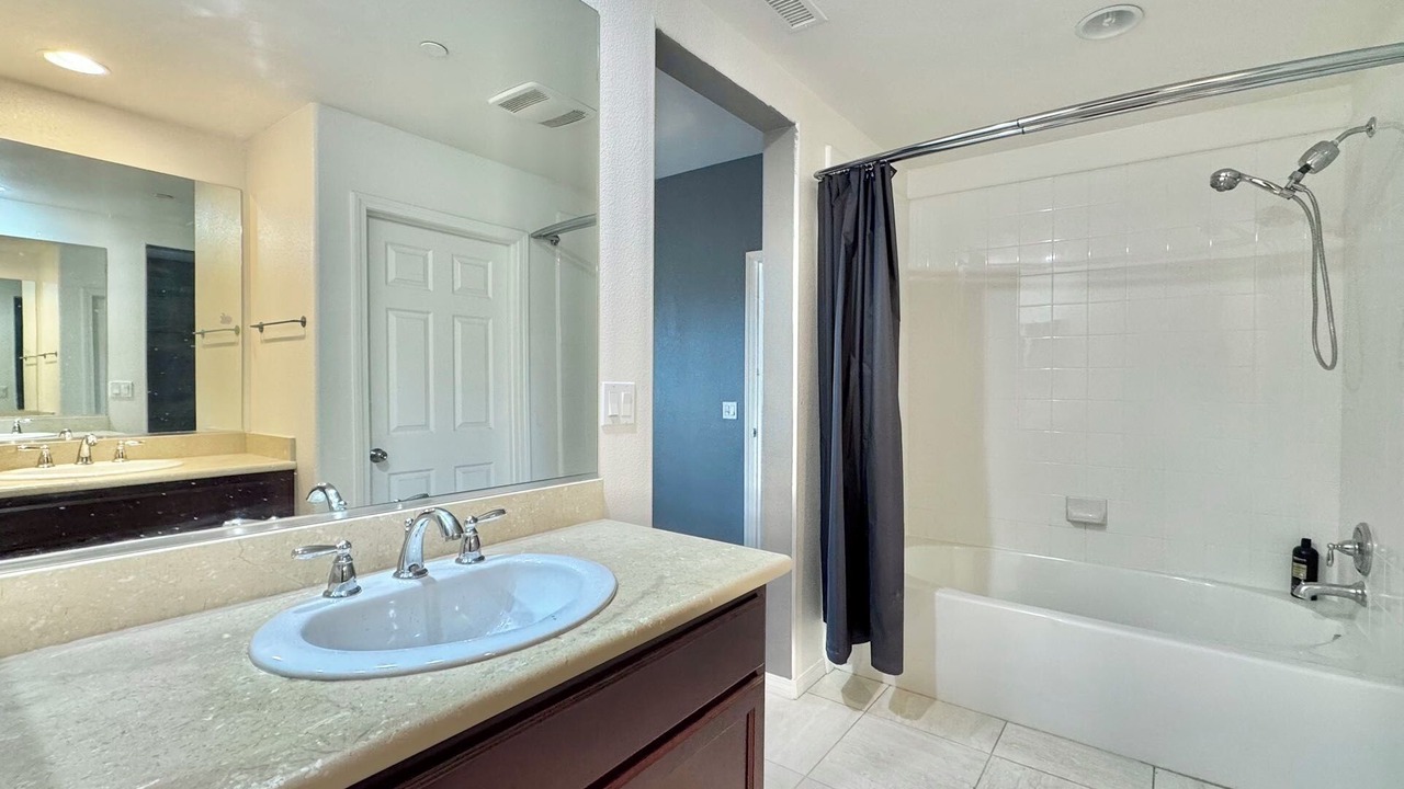 Photo of Bathroom in Riverpark