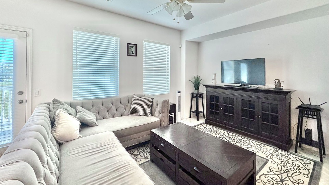 Photo of Livingroom in Riverpark