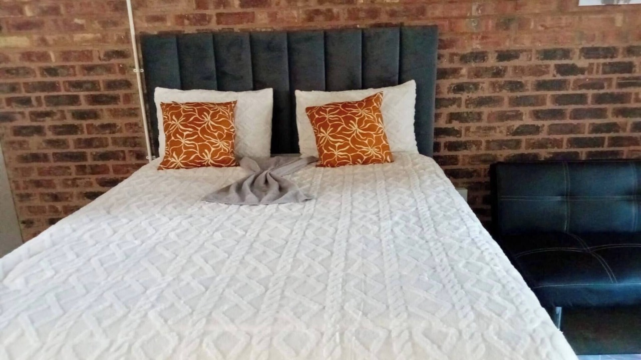 Photo of Bedroom in Downtown Johannesburg