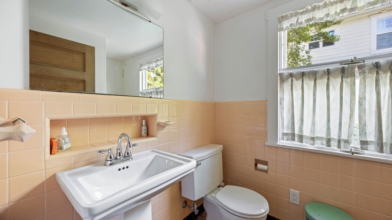 Photo of Bathroom in The Pines